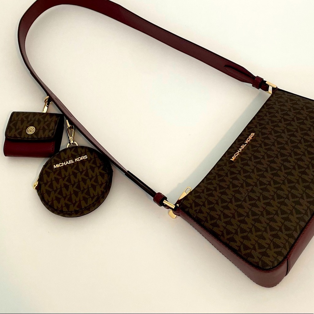 MICHAEL KORS NWT tech crossbody bag brown signature/merlot